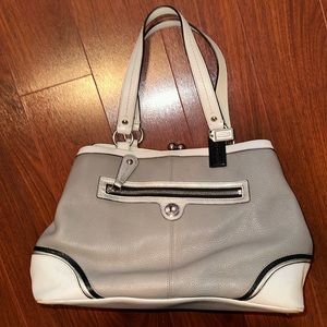 GORGEOUS Coach Bag!